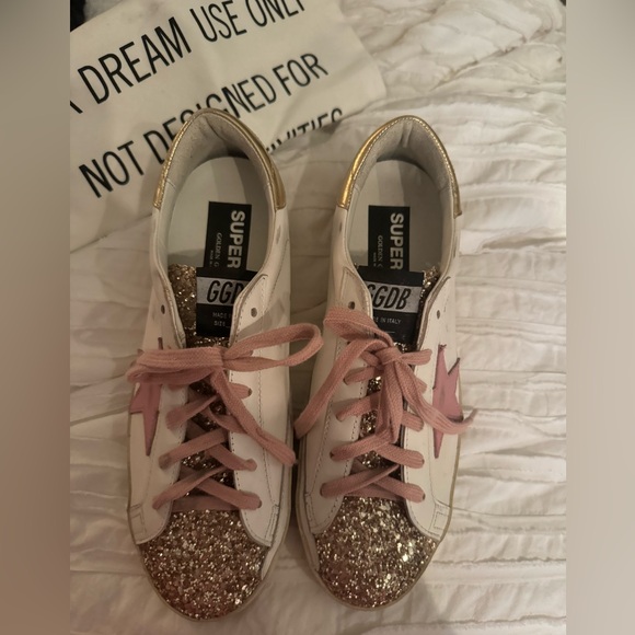 ✨NEW✨ RARE - Golden Goose x Revolve Collector Super Star Sneaker Sz 40 - Picture 5 of 11